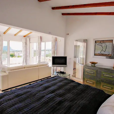 Villa Michelle - Sea View With Private Pool In *